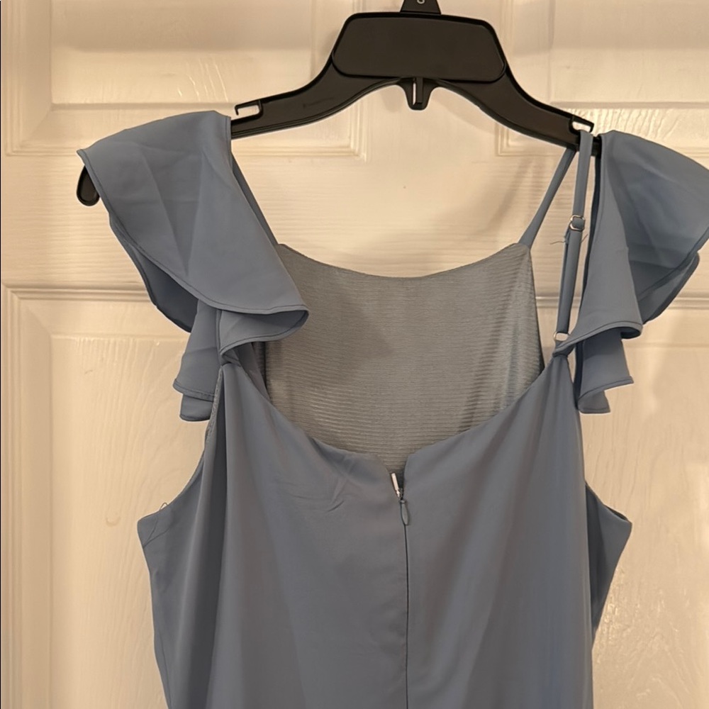 Elegant Blue Sleeveless Dress - Picture 4 of 5